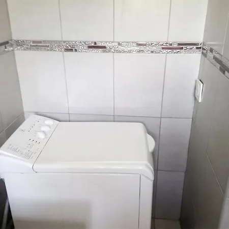 Accueillant A Mauguio, 55 M² Avec Jardin Paisible *