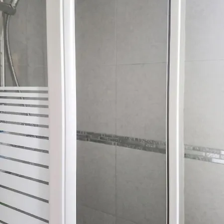 Accueillant A Mauguio, 55 M² Avec Jardin Paisible Mauguio